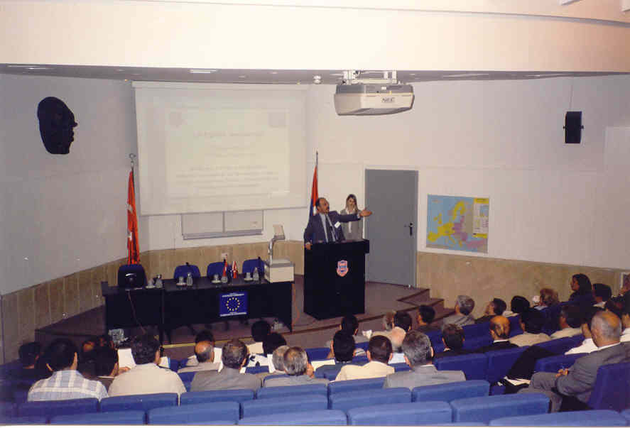 Oturum-1-Serdar Sayan.jpg